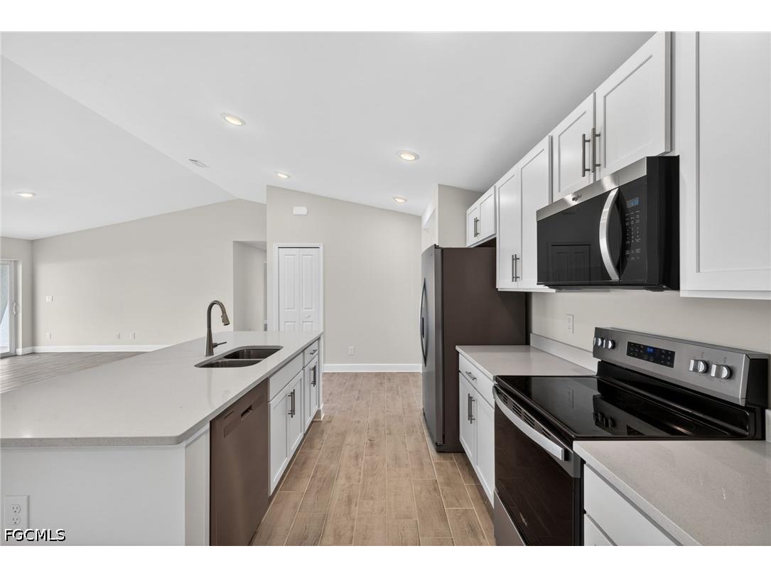2223 NW 7th Place Cape Coral FL 33993 2026018305 image13