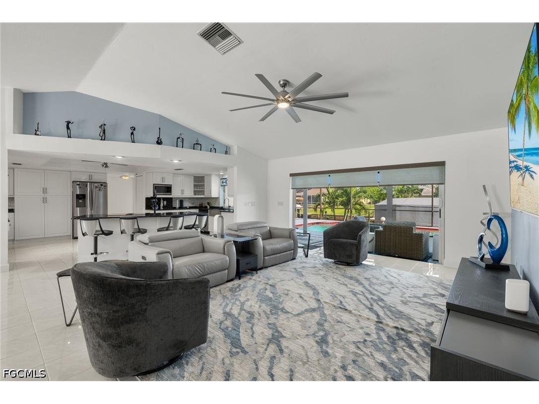2223 SE 10th Lane Cape Coral FL 33990 2026026381 image13