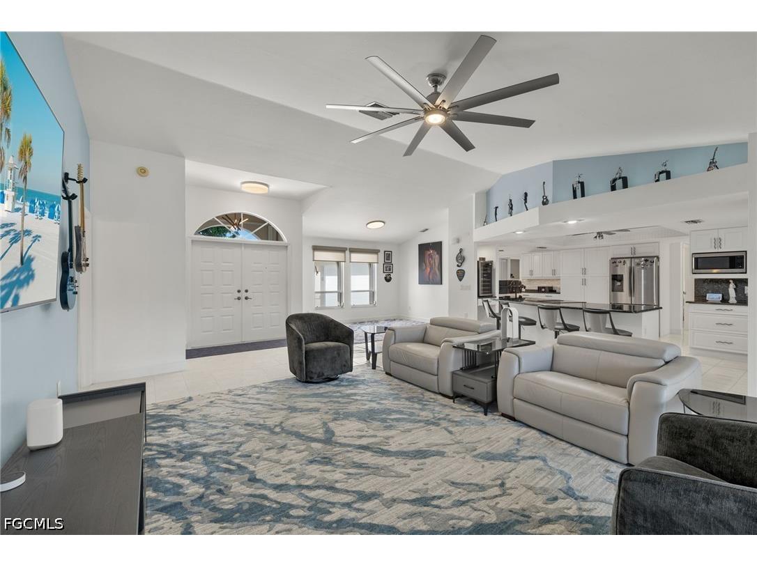 2223 SE 10th Lane Cape Coral FL 33990 2026026381 image16