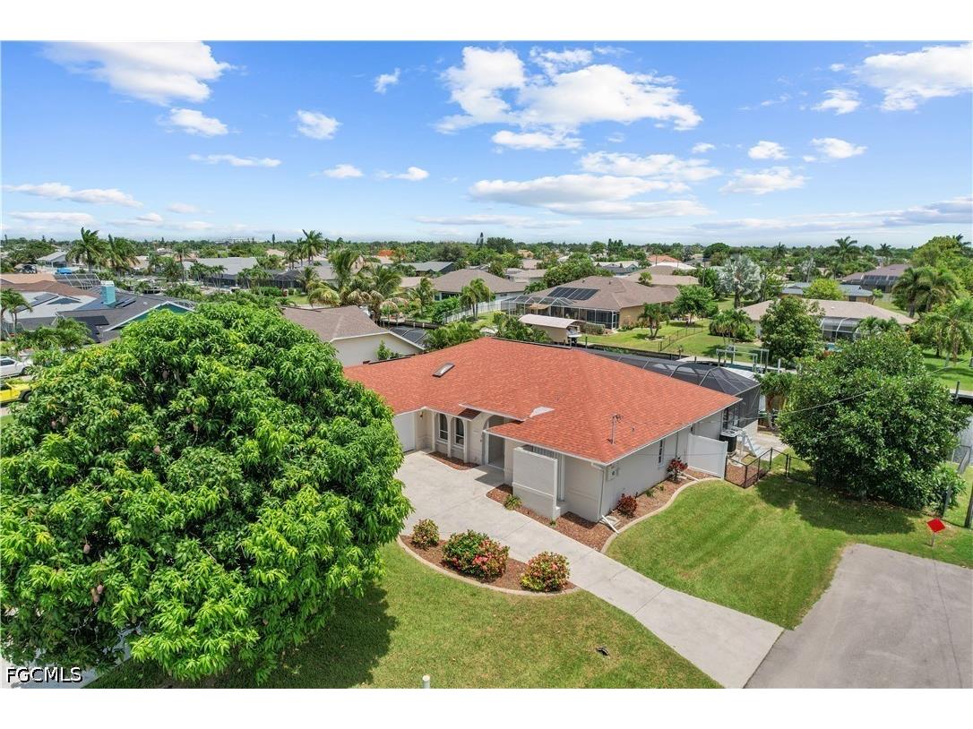 2223 SE 10th Lane Cape Coral FL 33990 2026026381 image48