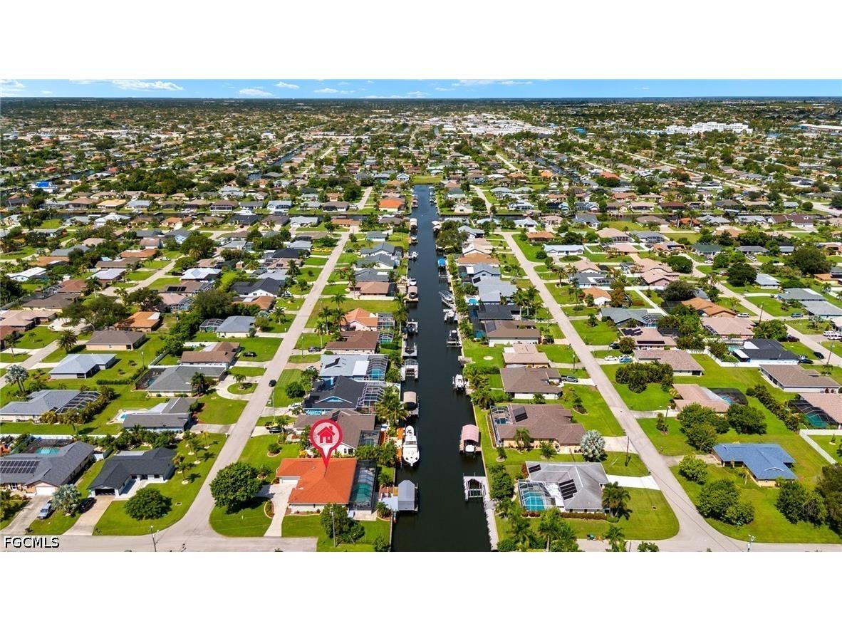 2223 SE 10th Lane Cape Coral FL 33990 2026026381 image5