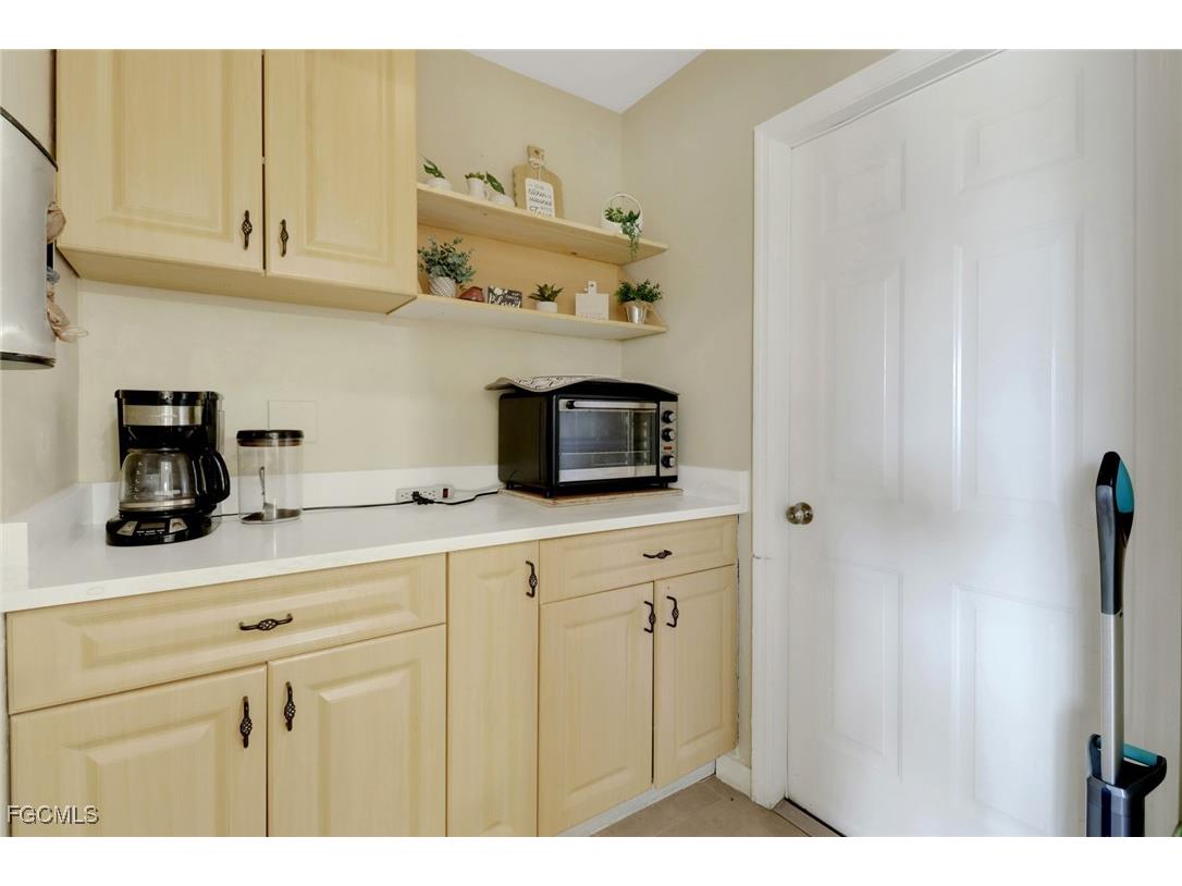 2223 SW 16th Terrace Cape Coral FL 33991 2026000020 image6