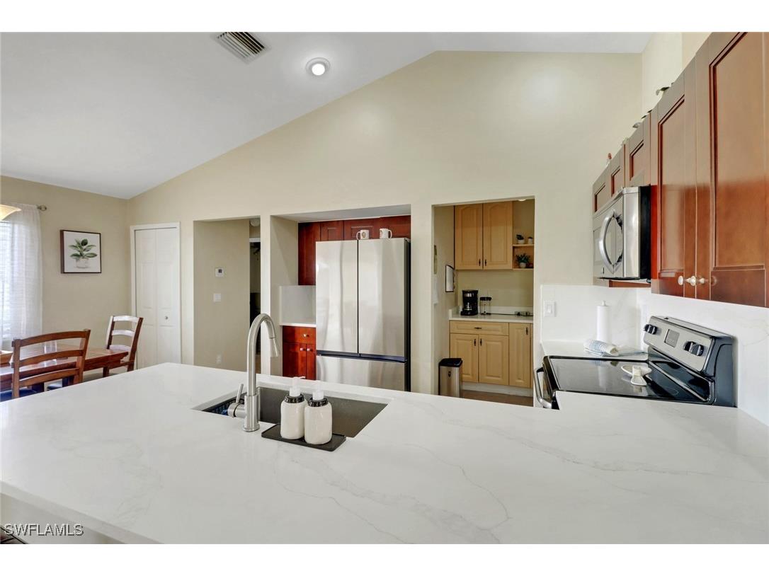 2223 SW 16th Terrace Cape Coral FL 33991 225053304 image10