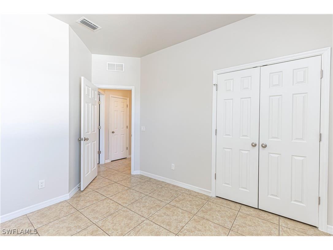 2223 SW 21st Terrace Cape Coral FL 33991 226006392 image10