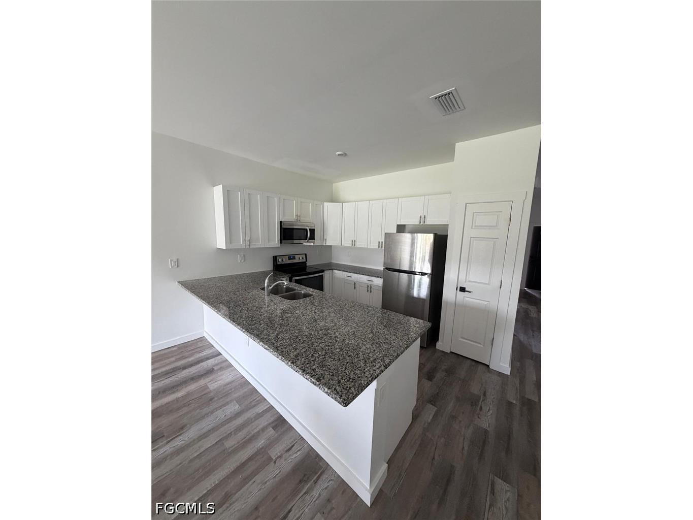 2224-2226 Kenneth Avenue S Lehigh Acres FL 33973 2026021310 image2