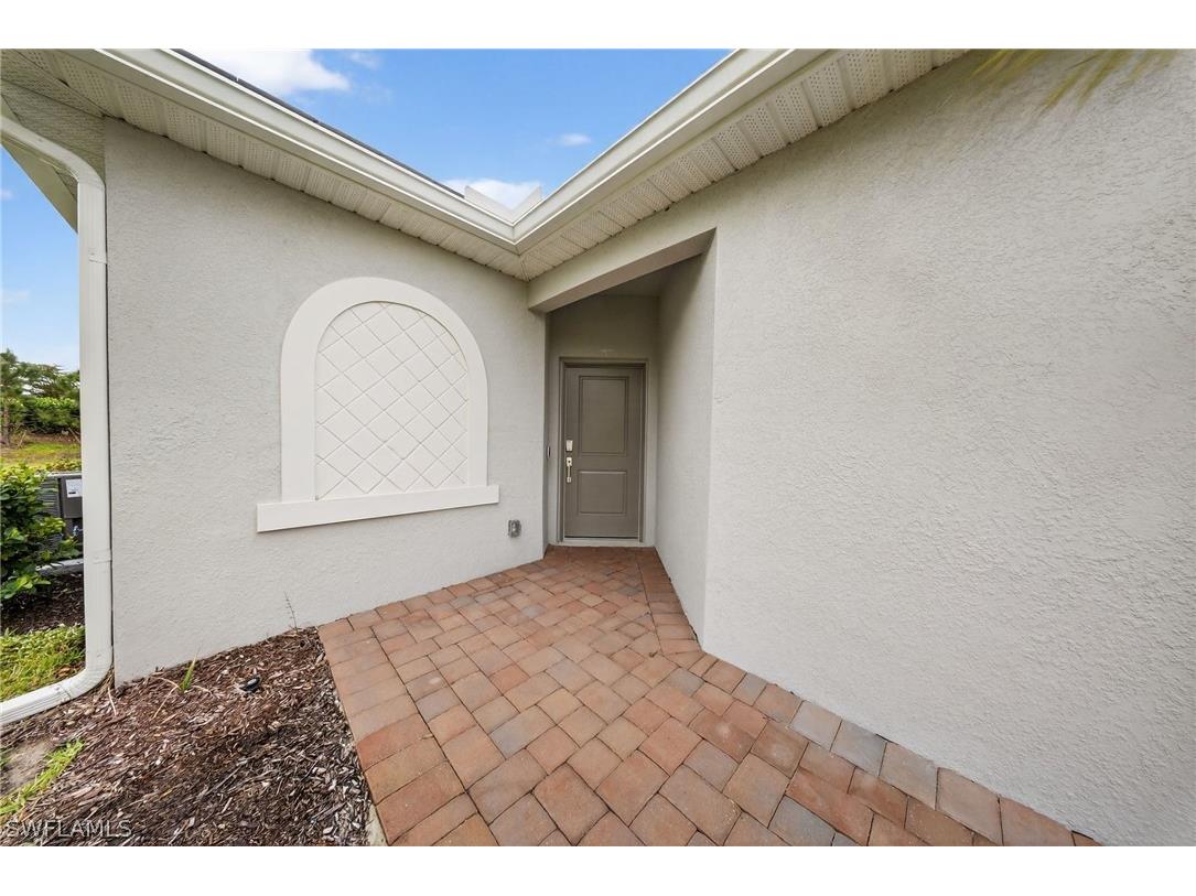 2224 Dragonfruit Way Naples FL 34120 226009865 image2