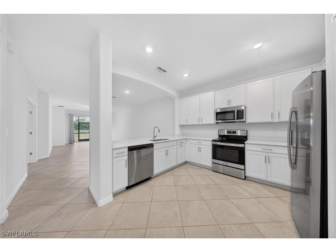 2224 Dragonfruit Way Naples FL 34120 226009865 image4