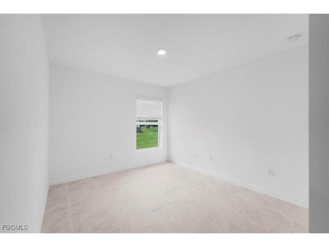2224 NW 23rd Terrace Cape Coral FL 33993 2025011873 image14
