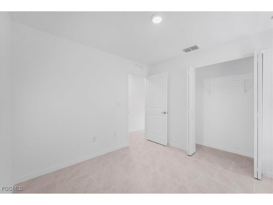 2224 NW 23rd Terrace Cape Coral FL 33993 2025011873 image18