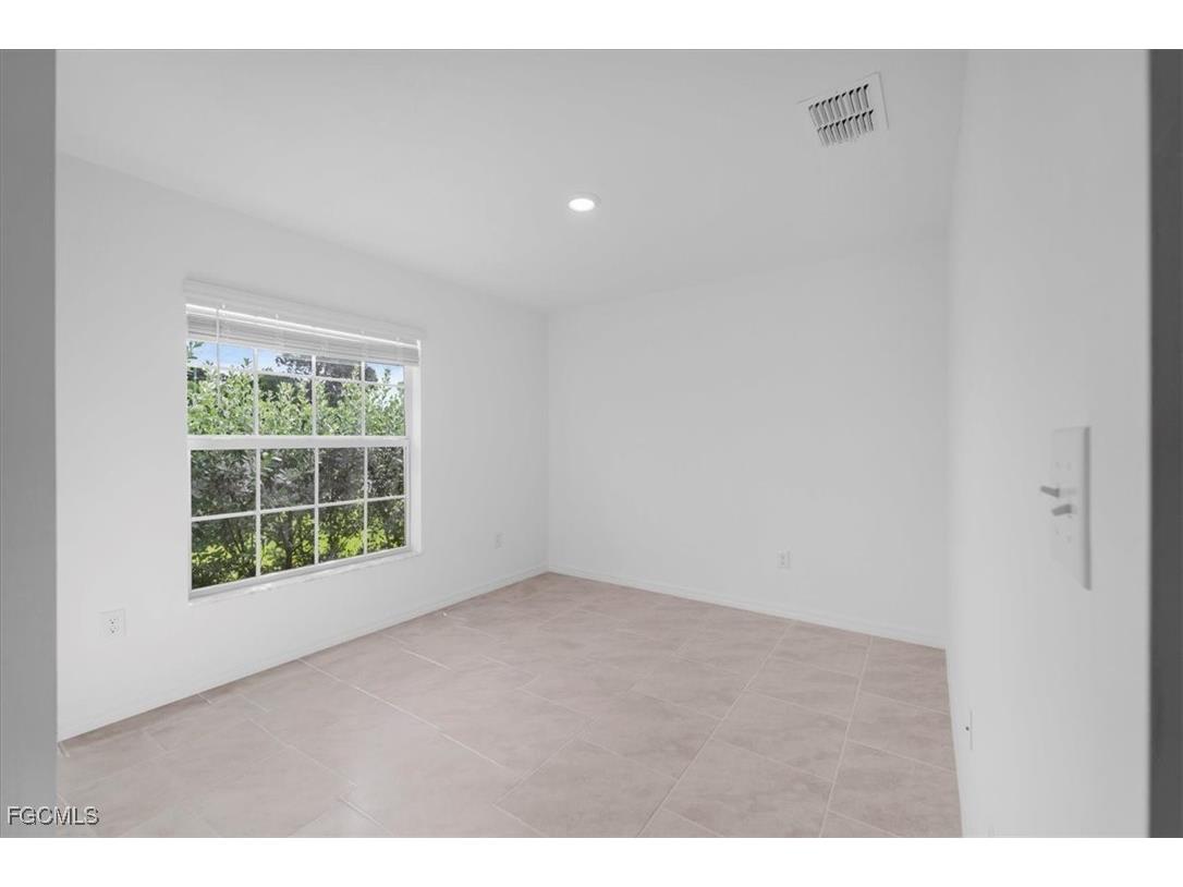 2224 NW 23rd Terrace Cape Coral FL 33993 2025011873 image22