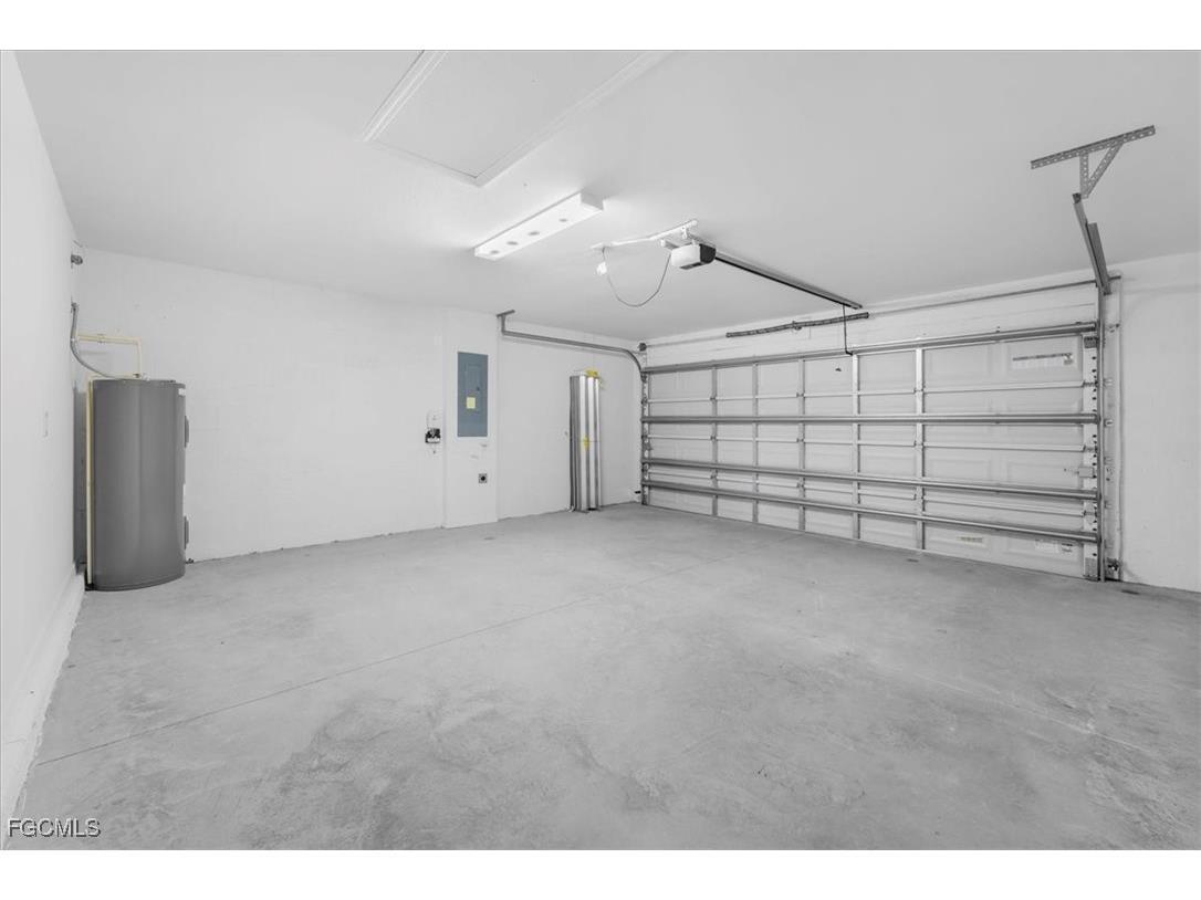 2224 NW 23rd Terrace Cape Coral FL 33993 2025011873 image27