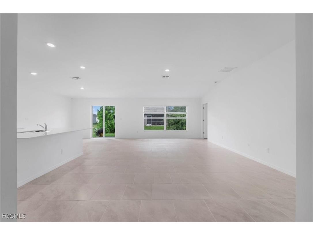 2224 NW 23rd Terrace Cape Coral FL 33993 2025011873 image29