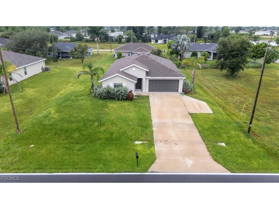 2224 NW 23rd Terrace Cape Coral FL 33993 2025011873 image3