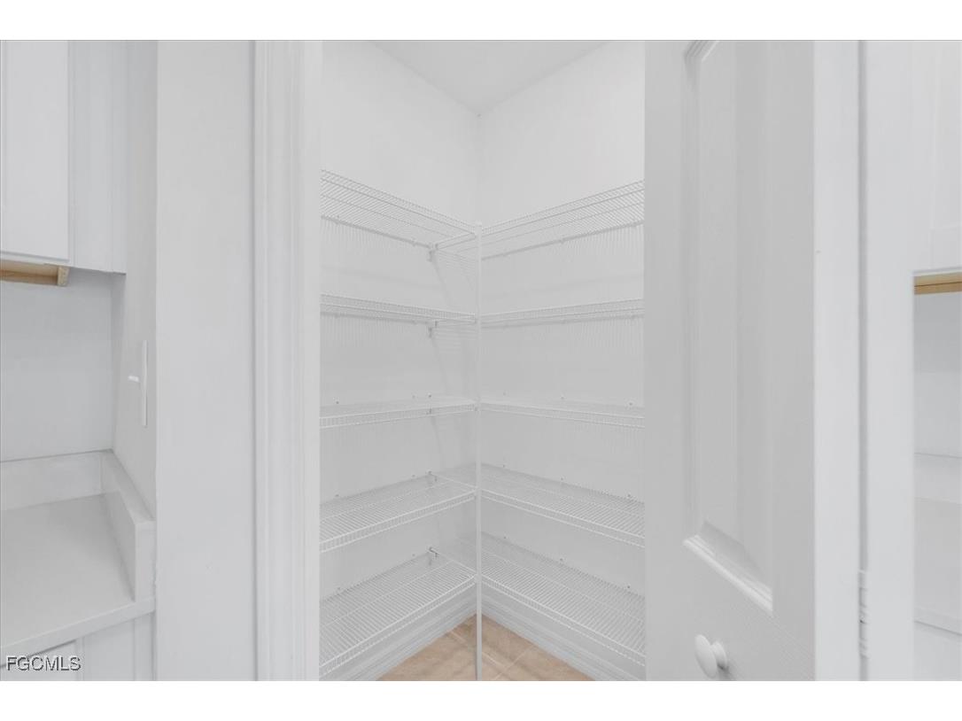 2224 NW 23rd Terrace Cape Coral FL 33993 2025011873 image35