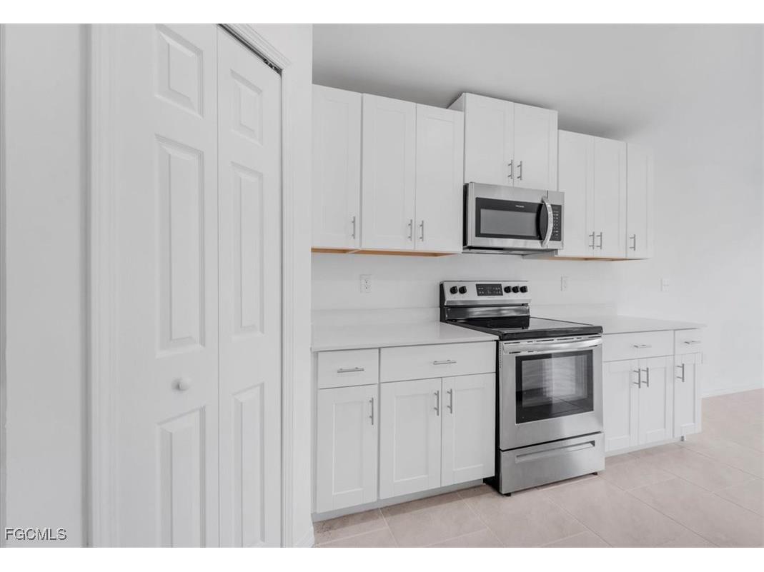 2224 NW 23rd Terrace Cape Coral FL 33993 2025011873 image37