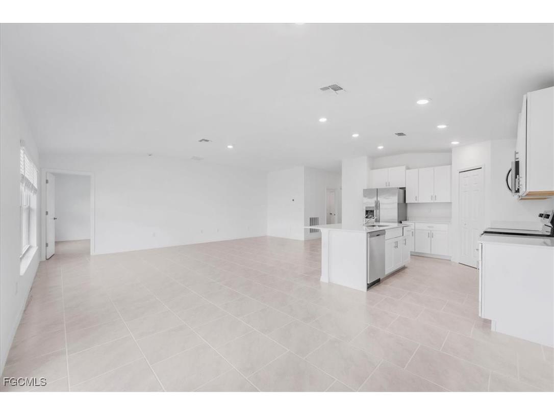 2224 NW 23rd Terrace Cape Coral FL 33993 2025011873 image41