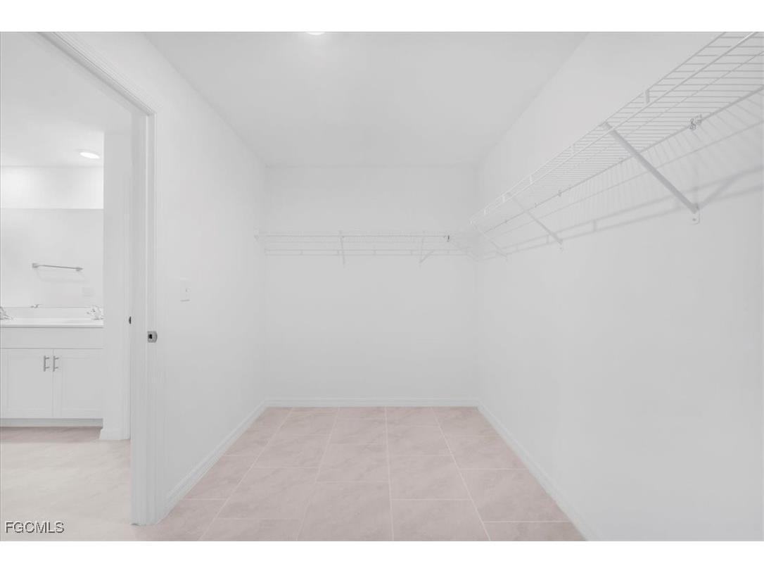 2224 NW 23rd Terrace Cape Coral FL 33993 2025011873 image48