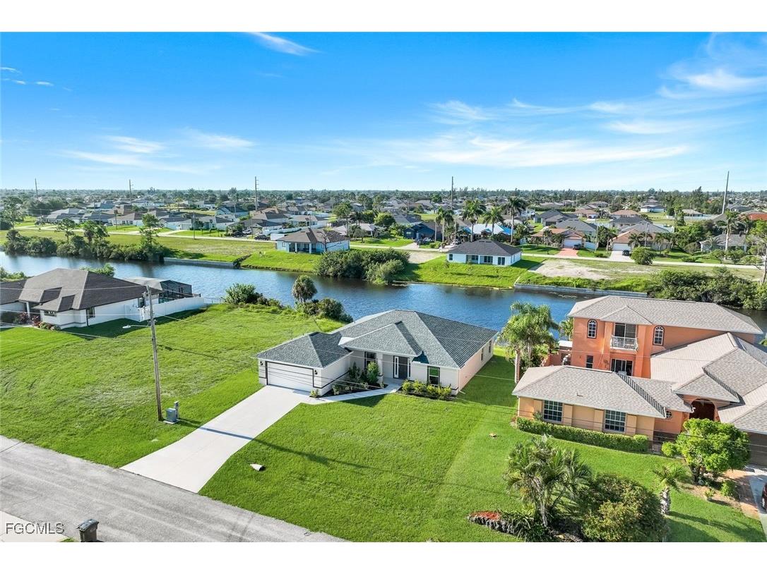 2224 NW 25th Terrace Cape Coral FL 33993 2025006025 image1