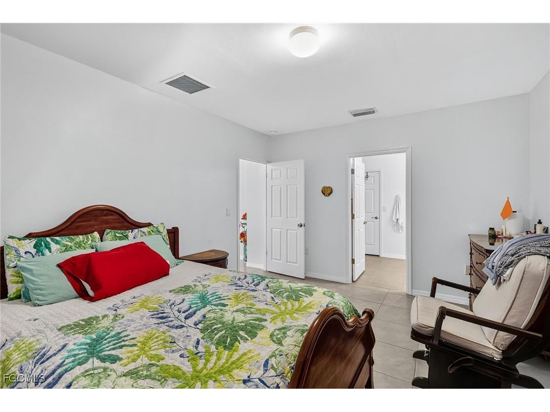 2224 SW 3rd Terrace Cape Coral FL 33991 2025018882 image13