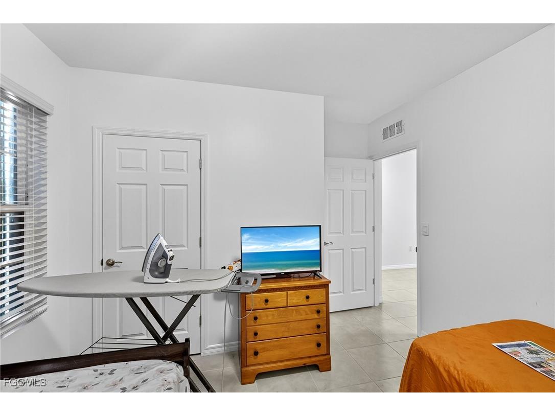 2224 SW 3rd Terrace Cape Coral FL 33991 2025018882 image9