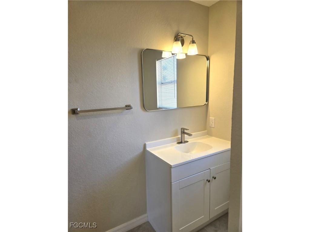 2222/2224 Virginia Avenue Fort Myers FL 33905 2026005040 image8
