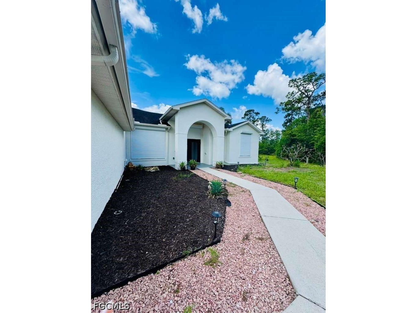 2224 Wellington Avenue Alva FL 33920 2026023774 image3
