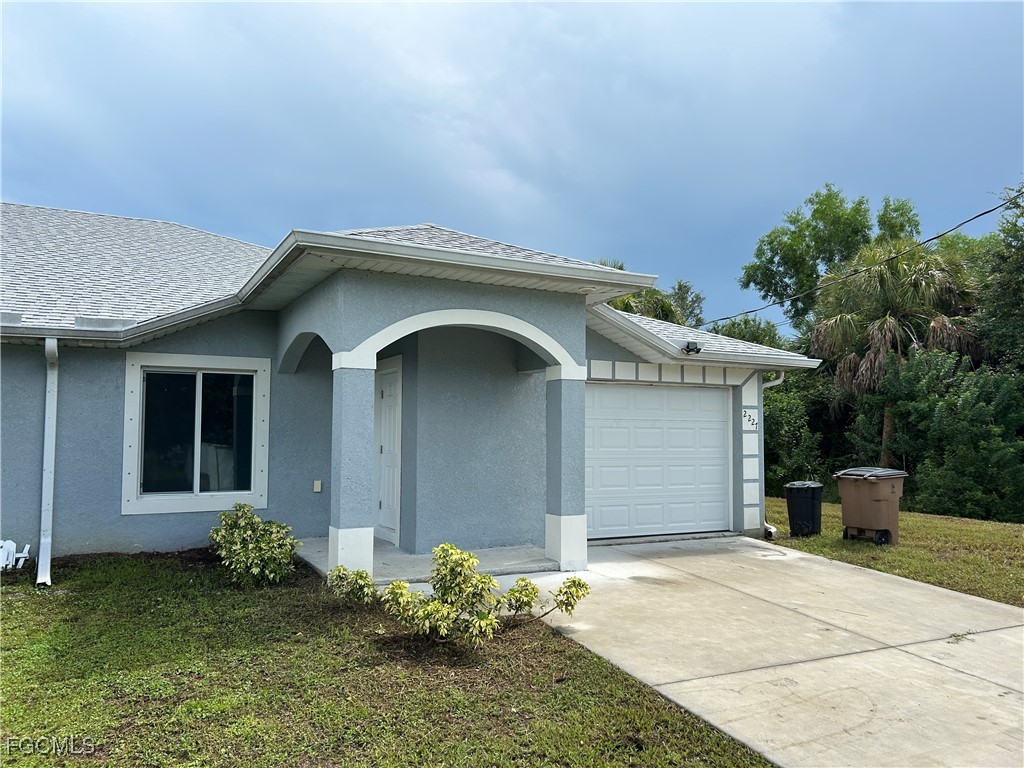 2225/2227 Snead Drive Lehigh Acres FL 33973 2025007096 image1