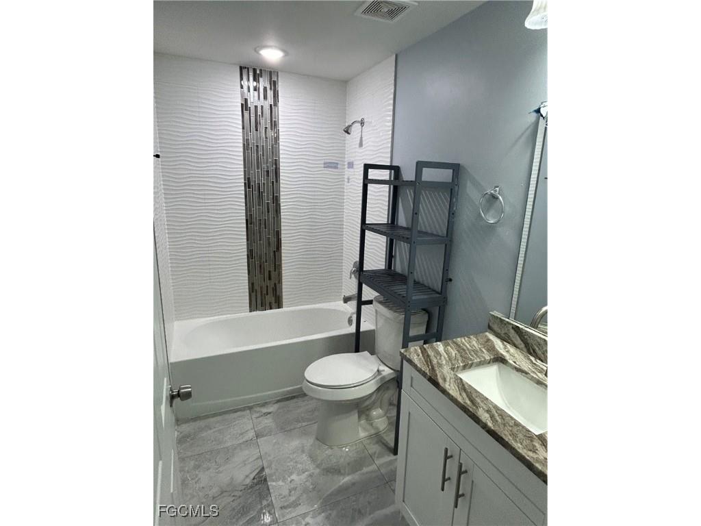 2225/2227 Snead Drive Lehigh Acres FL 33973 2025007096 image5