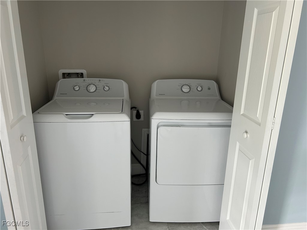 2225/2227 Snead Drive Lehigh Acres FL 33973 2025007096 image9