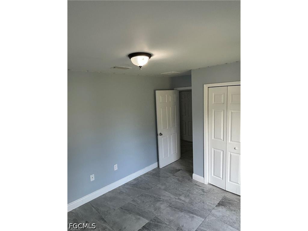 2225/2227 Snead Drive Lehigh Acres FL 33973 2026022096 image5