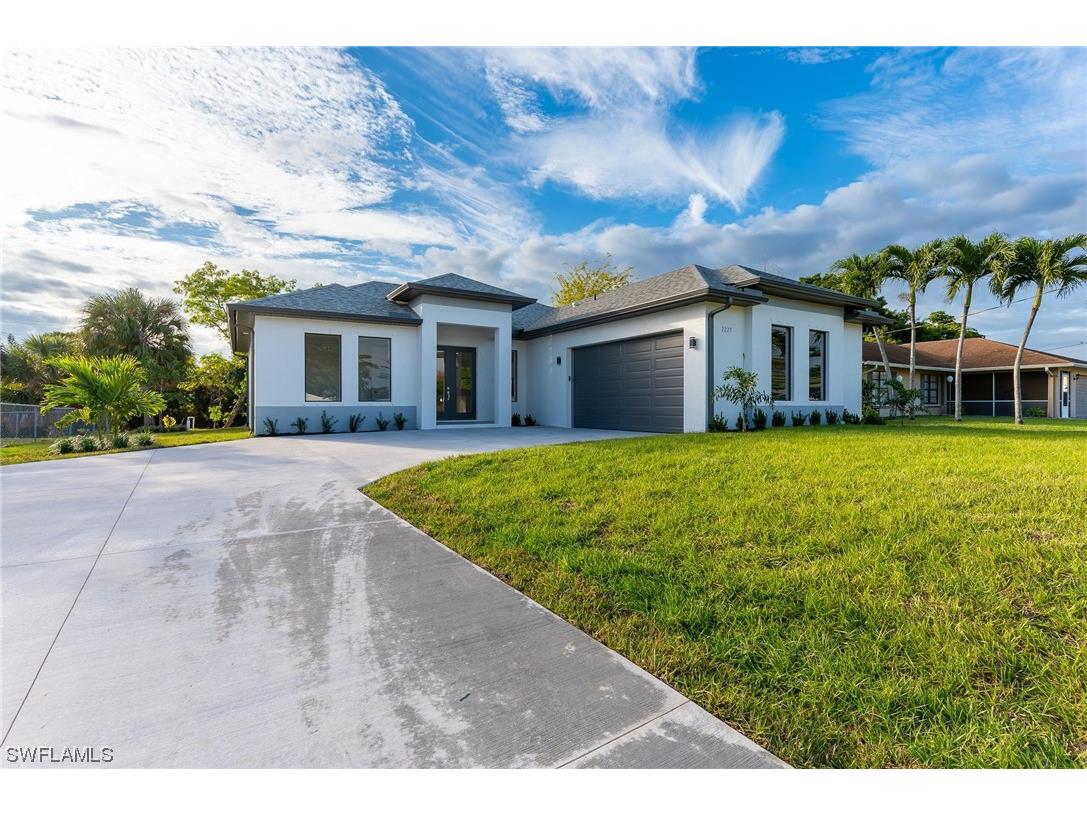 2225 50th Street SW Naples FL 34116 223077671 image1