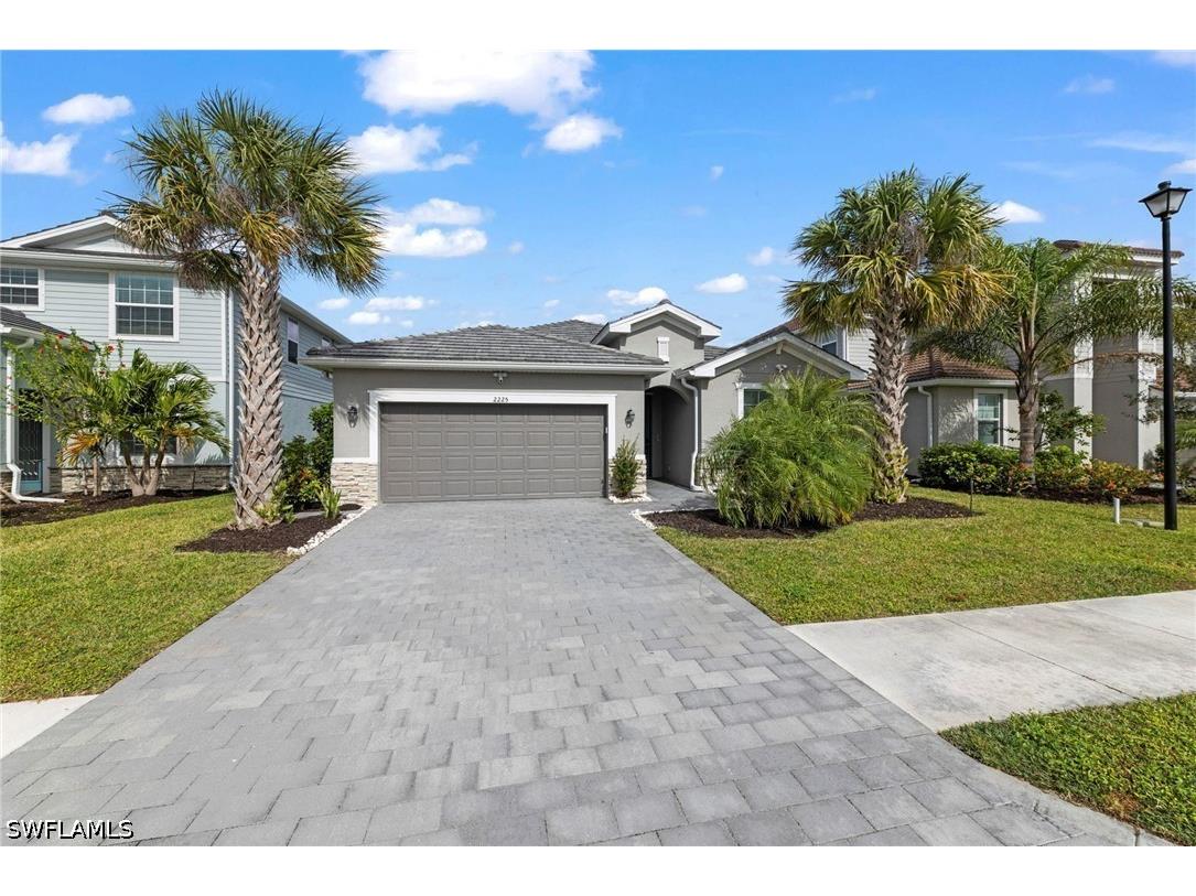 2225 Cara Cara Way Naples FL 34120 226025568 image2