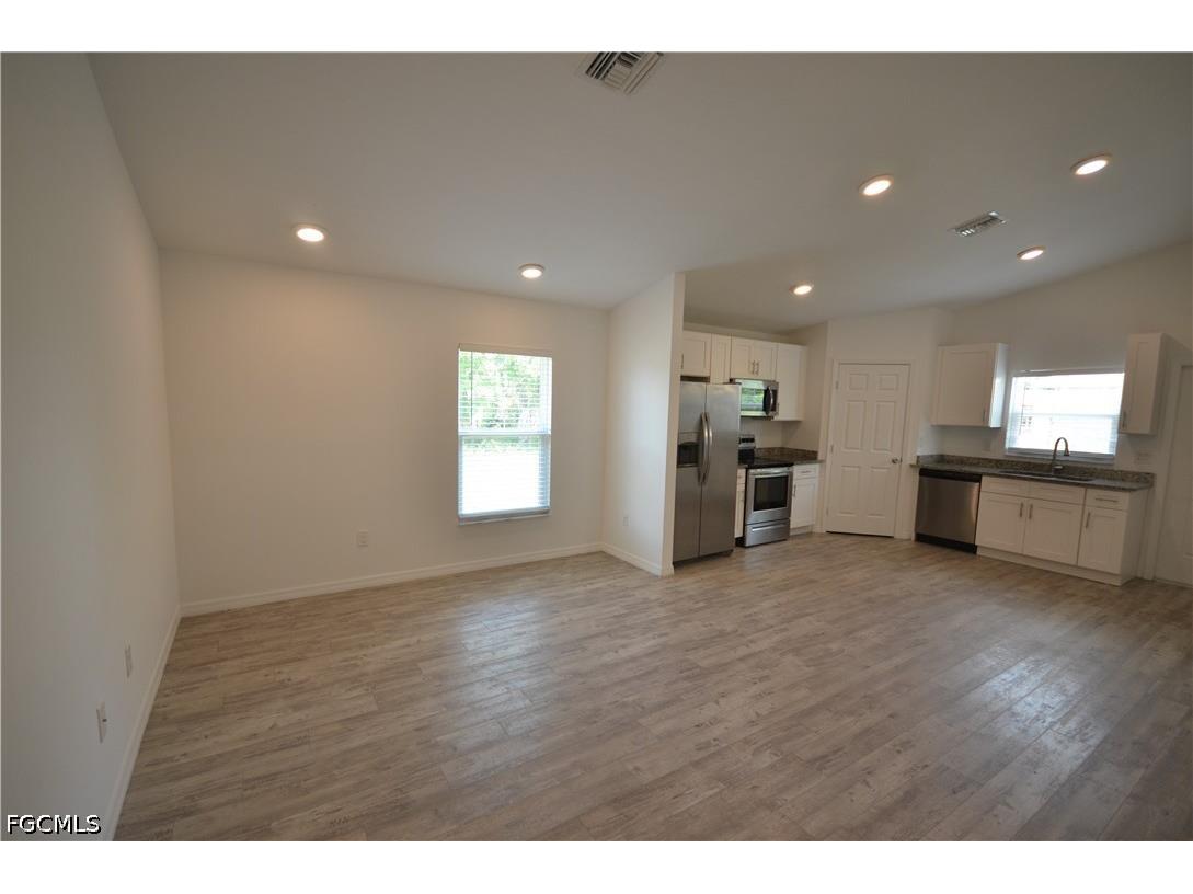 2225 Carver Avenue Fort Myers FL 33916 2026025754 image11