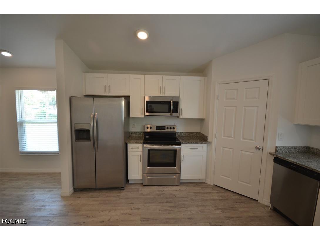 2225 Carver Avenue Fort Myers FL 33916 2026025754 image15