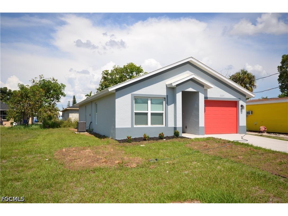 2225 Carver Avenue Fort Myers FL 33916 2026025754 image2