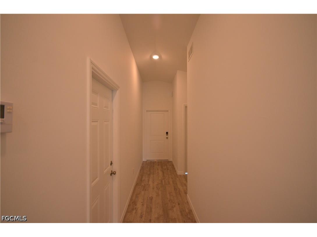 2225 Carver Avenue Fort Myers FL 33916 2026025754 image9