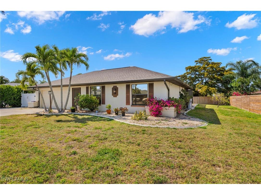 2225 Crystal Drive Fort Myers FL 33907 225037591 image1