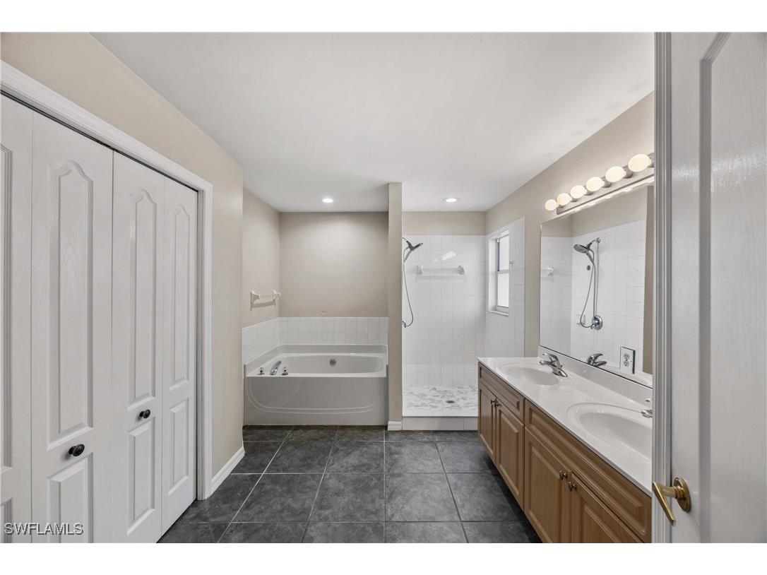 2225 Heritage Greens Drive Naples FL 34119 225079732 image15