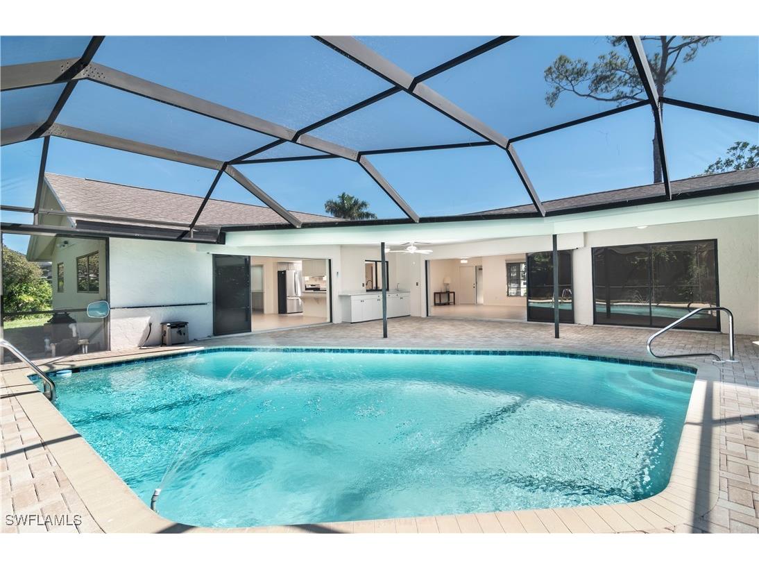 2225 Kings Lake Boulevard Naples FL 34112 225034066 image1