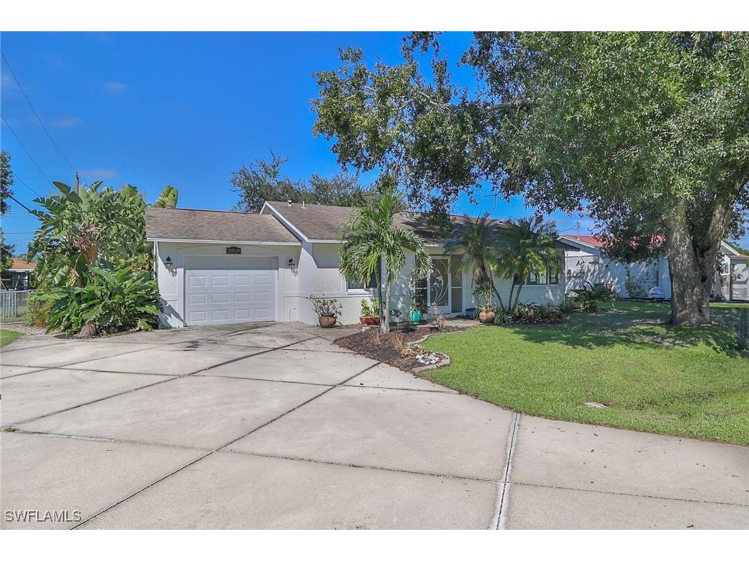 2225 Parker Avenue Fort Myers FL 33905 224081314 image1