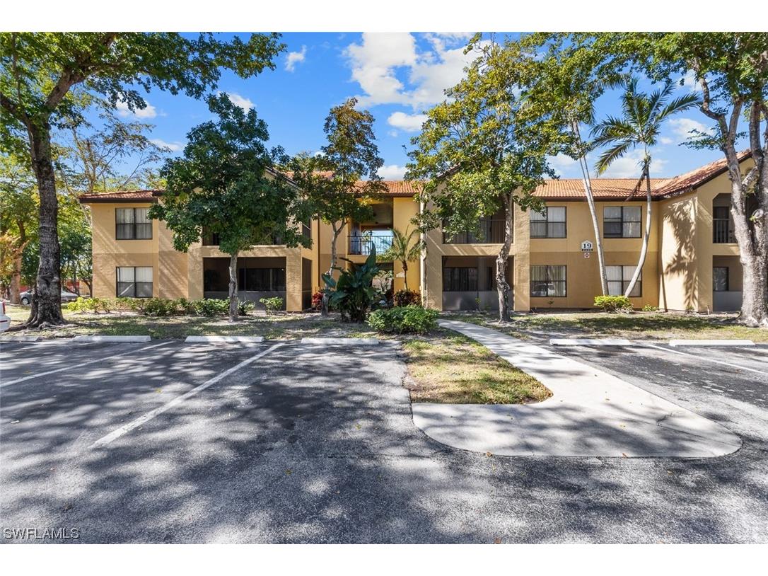 2226 Arbour Walk Circle #1914 Naples FL 34109 224005011 image1