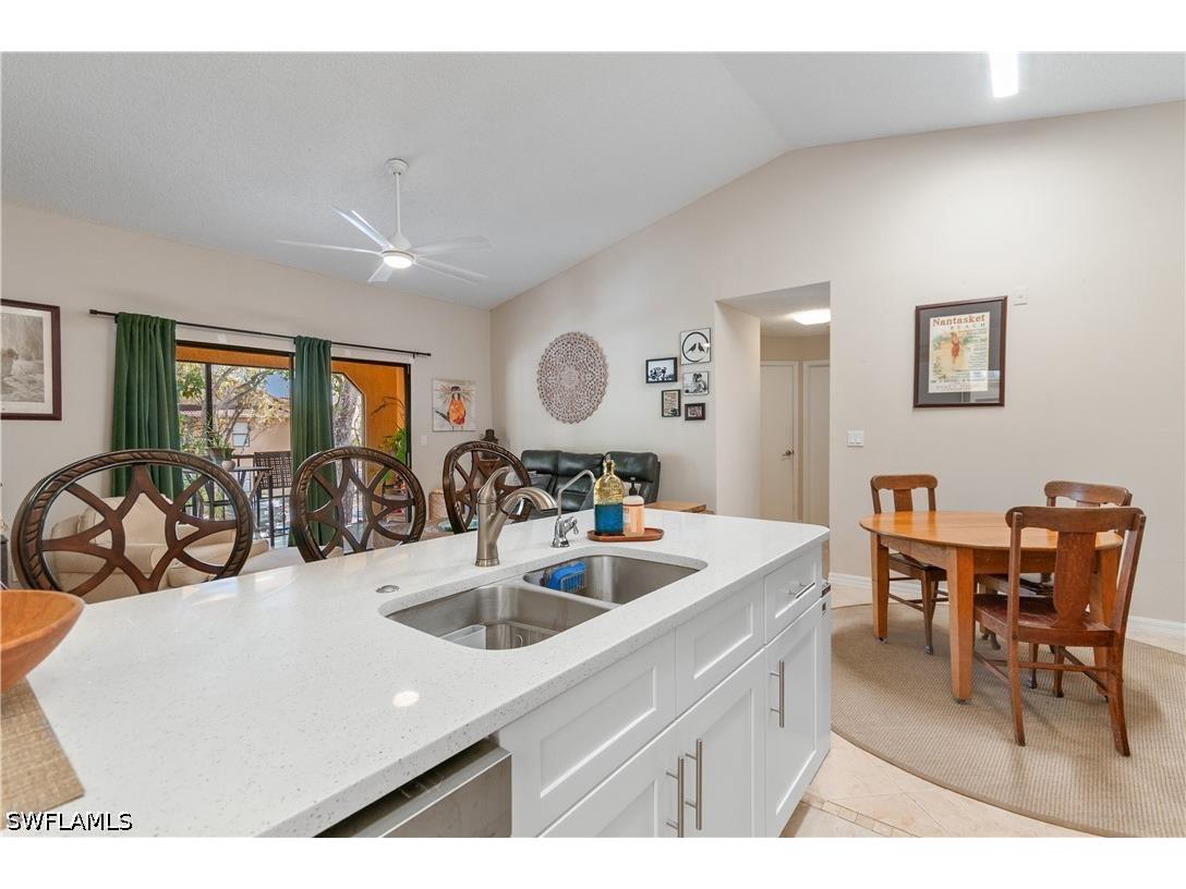 2226 Arbour Walk Circle #1921 Naples FL 34109 226012447 image8