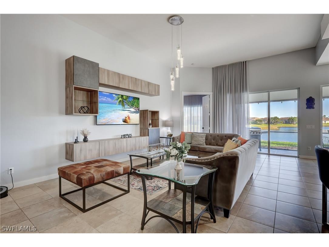 2226 Heydon Circle W Naples FL 34120 223012097 image1