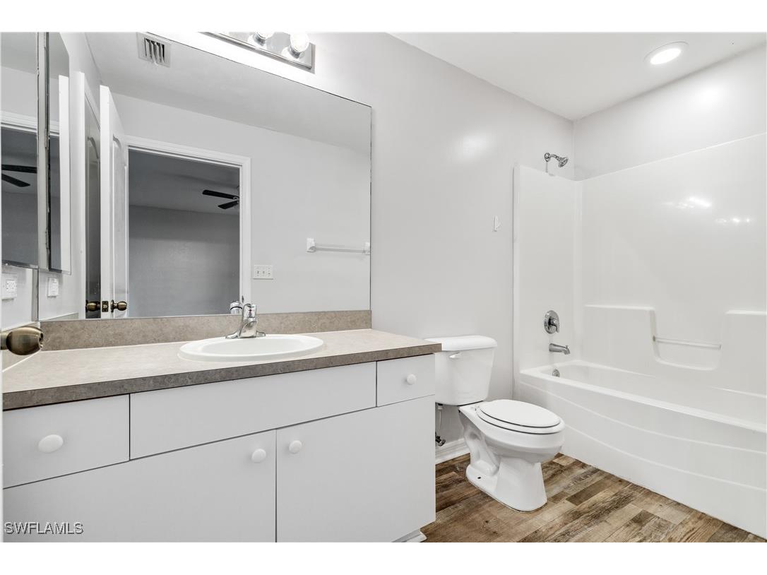 2226 NE 34th Terrace Cape Coral FL 33909 225056721 image16