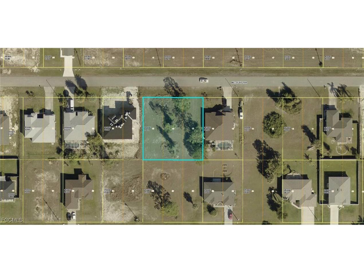 2226 NE 35th Terrace Cape Coral FL 33909 2025016053 image1