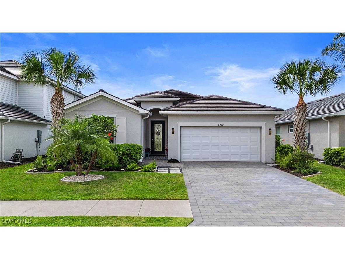 2227 Dancy Street Naples FL 34120 225076673 image1