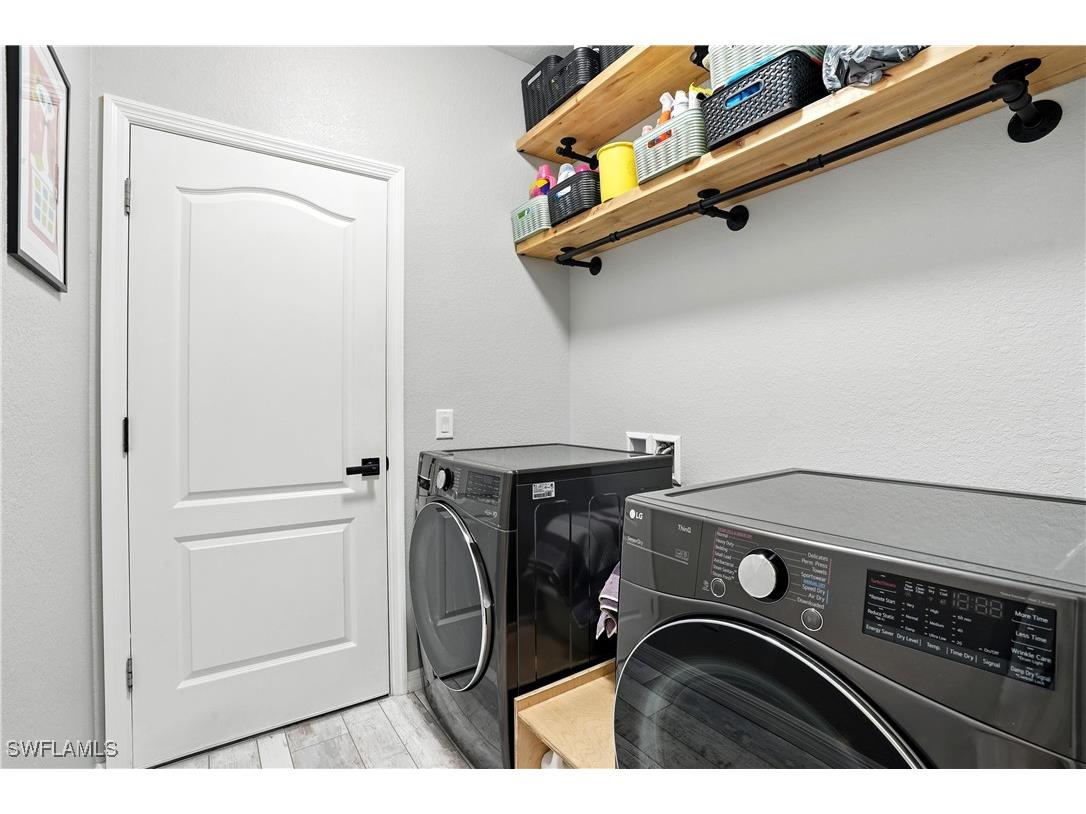 2227 Dancy Street Naples FL 34120 225076673 image17