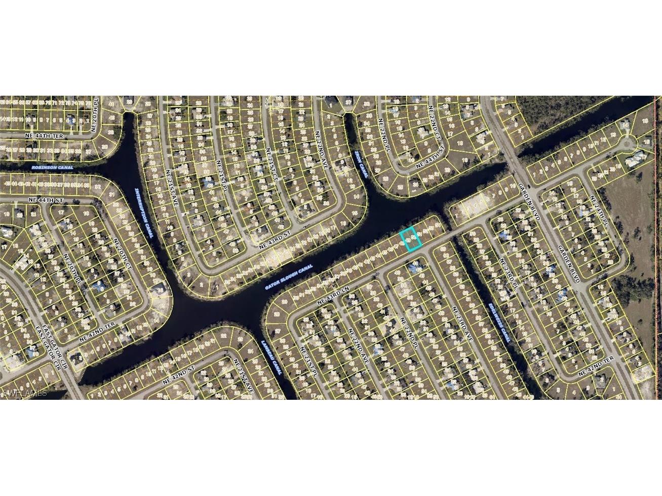 2227 NE 43rd Lane Cape Coral FL 33909 223067606 image1