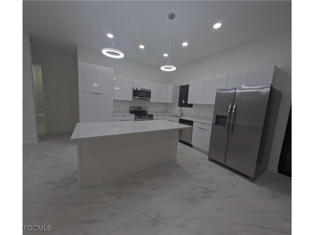 2227 NW 3rd Avenue Cape Coral FL 33993 2025020565 image8