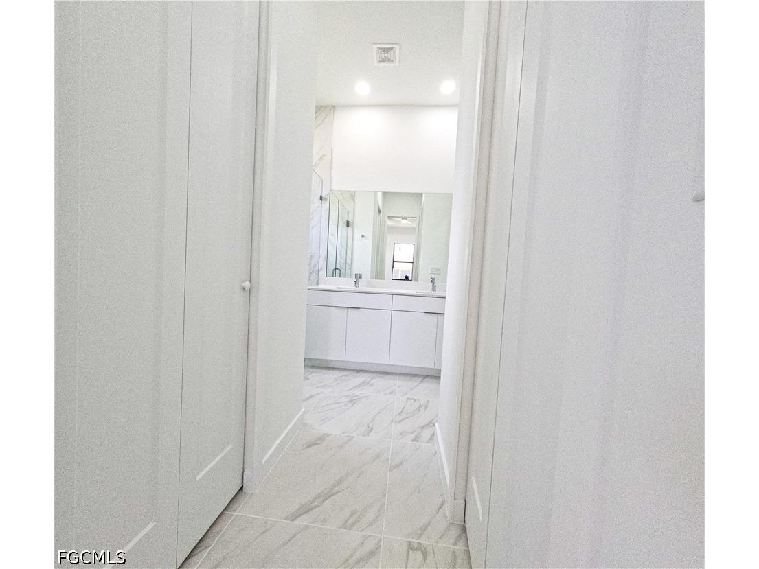 2227 NW 3rd Avenue Cape Coral FL 33993 2026023178 image17